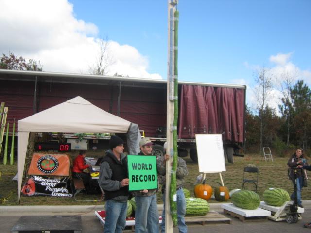 Giant Gardening - Long Gourd